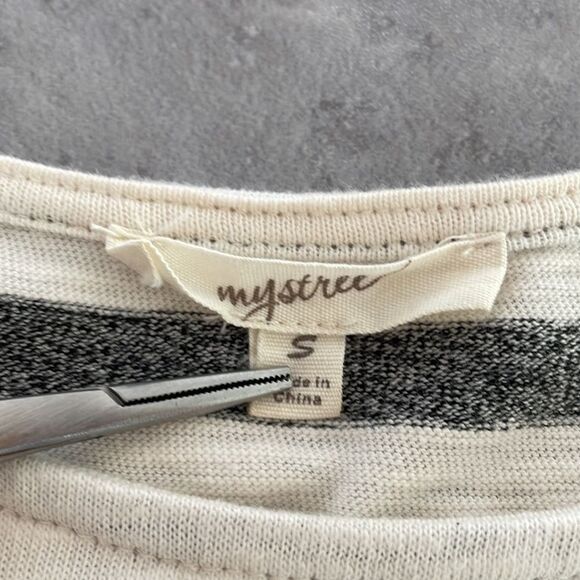 MYSTREE cap sleeve knee length cinch tie waist cream and gray stripes dress S - Picture 5 of 9